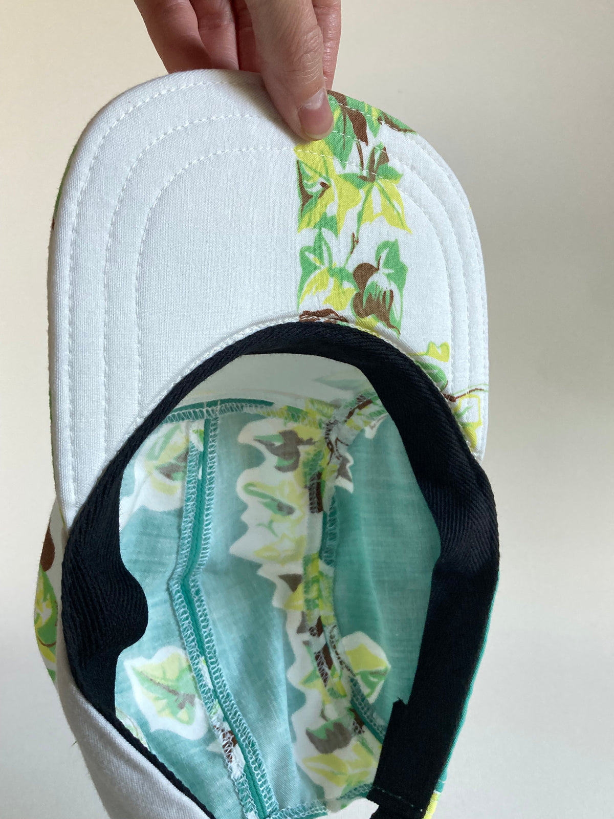 Vintage Tablecloth Hat - Ivy 3
