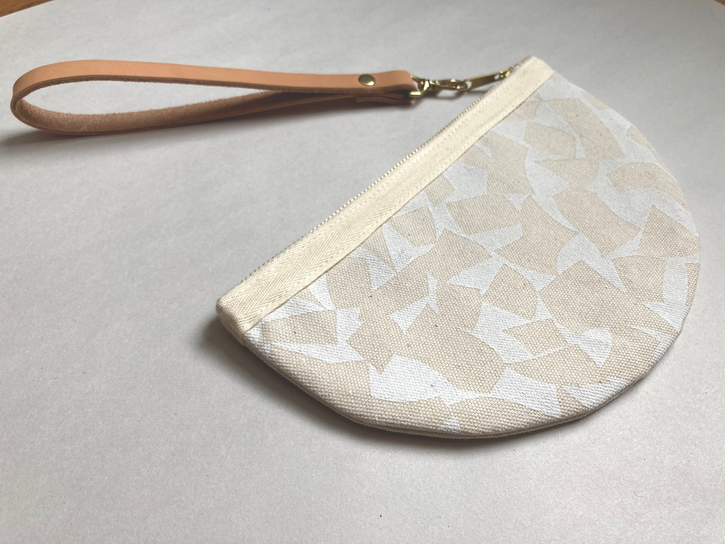 Half Moon Zip - Loose Leaf