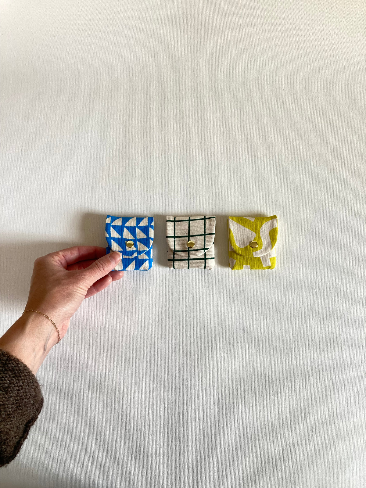Charm Pouch - Cyan Shift